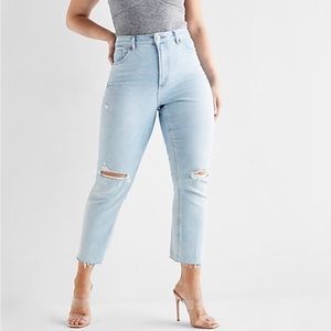 Curvy Super High Waisted Ripped Mom Jeans Size 6